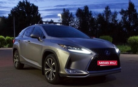 Lexus RX IV рестайлинг, 2021 год, 6 300 000 рублей, 5 фотография