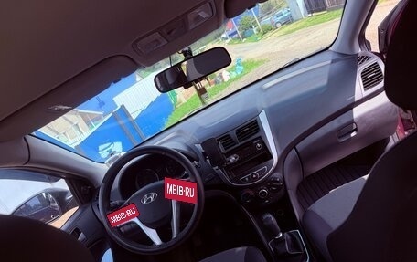 Hyundai Solaris II рестайлинг, 2011 год, 780 000 рублей, 7 фотография
