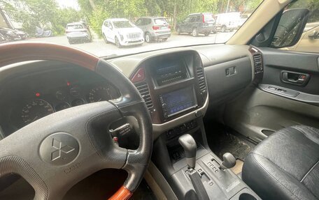 Mitsubishi Montero III, 2002 год, 850 000 рублей, 4 фотография