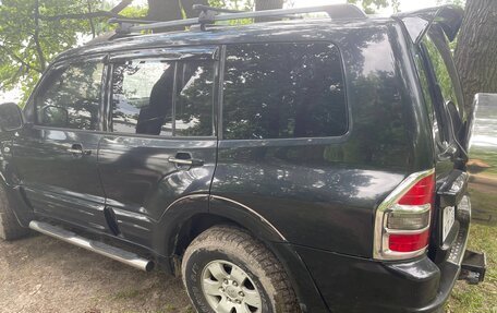 Mitsubishi Montero III, 2002 год, 850 000 рублей, 2 фотография