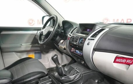 Mitsubishi Pajero Sport II рестайлинг, 2014 год, 1 700 000 рублей, 10 фотография