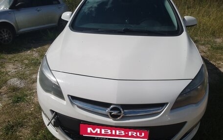 Opel Astra J, 2014 год, 400 000 рублей, 2 фотография