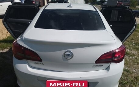 Opel Astra J, 2014 год, 400 000 рублей, 14 фотография