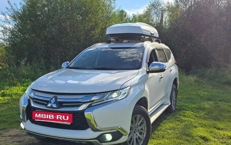 Mitsubishi Pajero Sport III рестайлинг, 2018 год, 2 900 000 рублей, 14 фотография