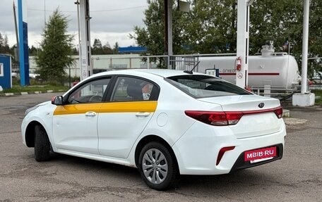 KIA Rio IV, 2020 год, 740 000 рублей, 2 фотография