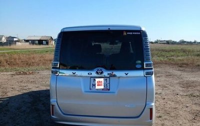 Toyota Voxy III, 2019 год, 2 350 000 рублей, 1 фотография