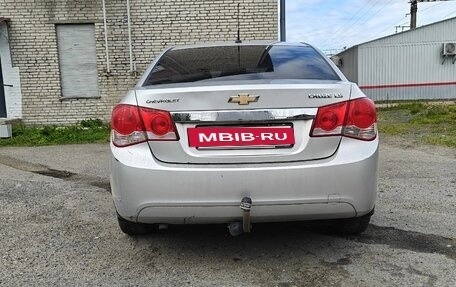 Chevrolet Cruze II, 2011 год, 380 000 рублей, 4 фотография