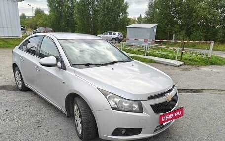 Chevrolet Cruze II, 2011 год, 380 000 рублей, 7 фотография