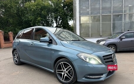 Mercedes-Benz B-Класс, 2013 год, 830 000 рублей, 9 фотография