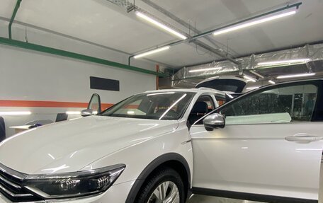 Volkswagen Passat B8 рестайлинг, 2019 год, 3 500 000 рублей, 7 фотография