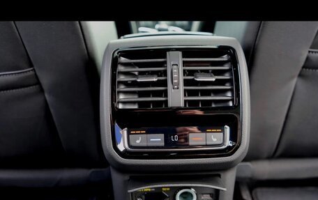 Volkswagen Passat B8 рестайлинг, 2019 год, 3 500 000 рублей, 5 фотография