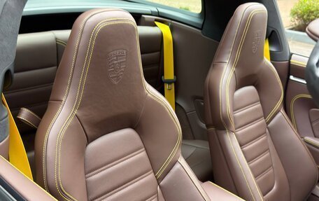 Porsche 911, 2025 год, 30 500 000 рублей, 38 фотография