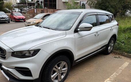 Geely Atlas, 2023 год, 1 900 000 рублей, 3 фотография