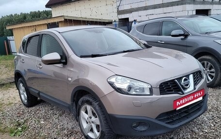 Nissan Qashqai, 2010 год, 850 000 рублей, 9 фотография