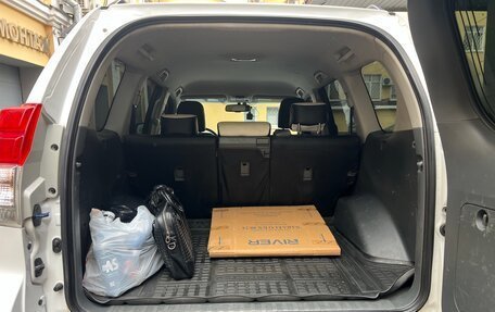 Toyota Land Cruiser Prado 150 рестайлинг 2, 2013 год, 2 950 000 рублей, 14 фотография