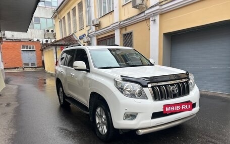 Toyota Land Cruiser Prado 150 рестайлинг 2, 2013 год, 2 950 000 рублей, 3 фотография