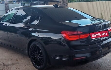 BMW 7 серия, 2018 год, 3 800 000 рублей, 7 фотография