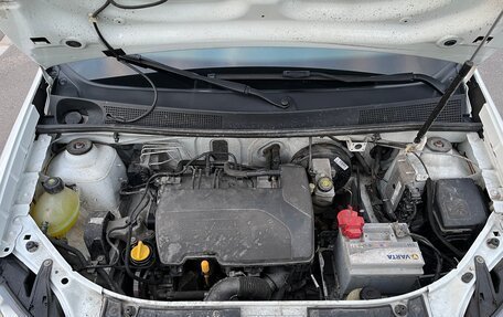 Renault Sandero II рестайлинг, 2015 год, 750 000 рублей, 9 фотография
