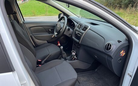 Renault Sandero II рестайлинг, 2015 год, 750 000 рублей, 12 фотография