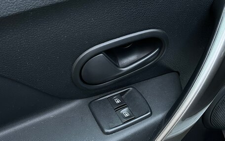 Renault Sandero II рестайлинг, 2015 год, 750 000 рублей, 20 фотография
