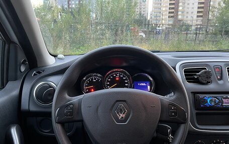 Renault Sandero II рестайлинг, 2015 год, 750 000 рублей, 16 фотография
