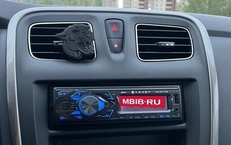 Renault Sandero II рестайлинг, 2015 год, 750 000 рублей, 18 фотография