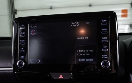 Toyota Yaris Cross, 2020 год, 2 199 000 рублей, 16 фотография