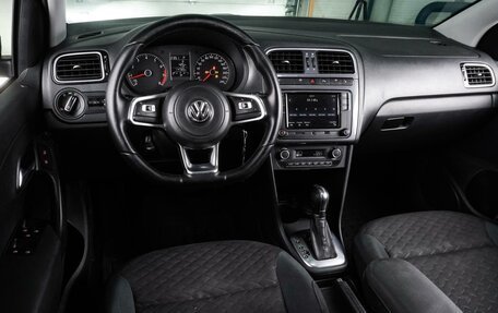 Volkswagen Polo VI (EU Market), 2019 год, 1 299 000 рублей, 6 фотография