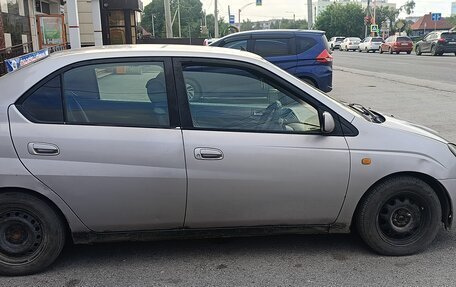 Toyota Prius IV XW50, 1998 год, 190 000 рублей, 3 фотография