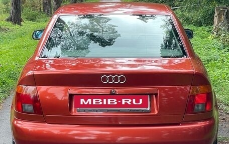 Audi A4, 1995 год, 360 000 рублей, 2 фотография