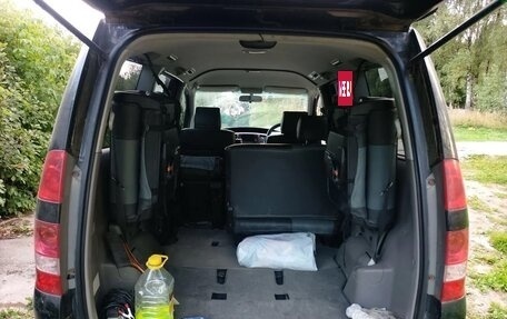 Toyota Noah III, 2002 год, 800 000 рублей, 7 фотография