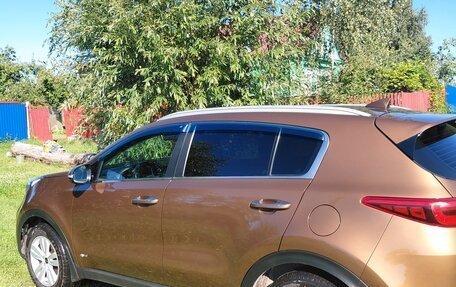 KIA Sportage IV рестайлинг, 2017 год, 1 700 000 рублей, 10 фотография