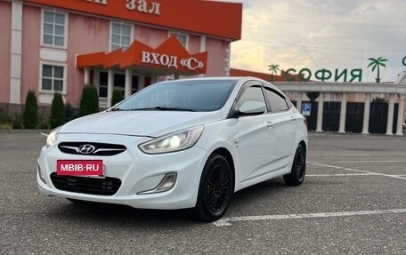 Hyundai Solaris II рестайлинг, 2014 год, 590 000 рублей, 4 фотография