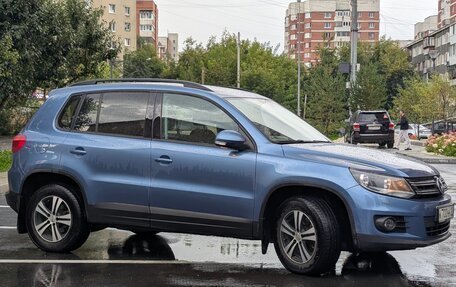 Volkswagen Tiguan I, 2012 год, 930 000 рублей, 2 фотография