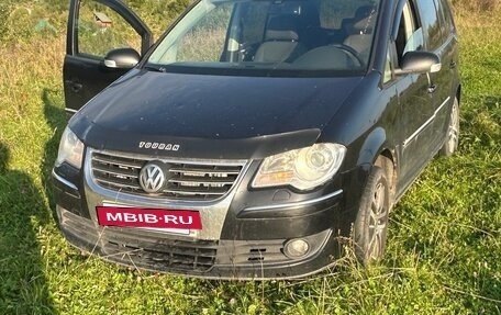 Volkswagen Touran III, 2007 год, 475 000 рублей, 2 фотография