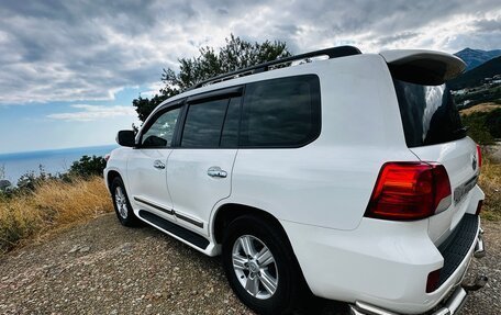 Toyota Land Cruiser 200, 2014 год, 4 400 000 рублей, 2 фотография