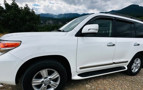 Toyota Land Cruiser 200, 2014 год, 4 400 000 рублей, 10 фотография