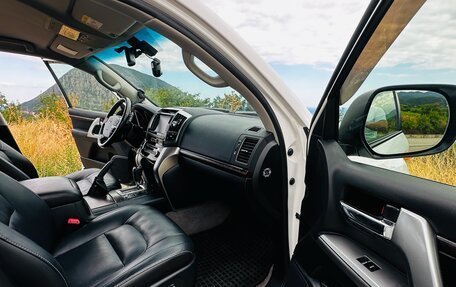 Toyota Land Cruiser 200, 2014 год, 4 400 000 рублей, 19 фотография