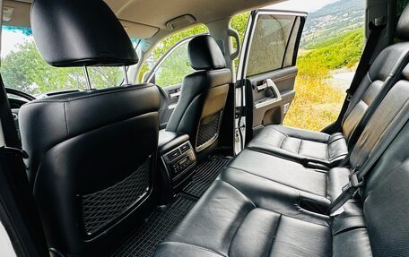 Toyota Land Cruiser 200, 2014 год, 4 400 000 рублей, 26 фотография