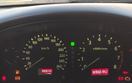 Nissan Maxima VIII, 2001 год, 200 000 рублей, 11 фотография
