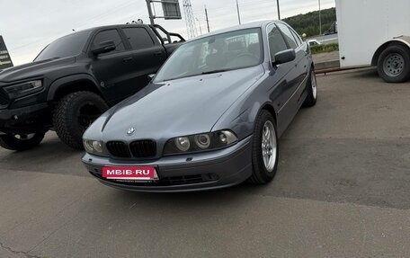 BMW 5 серия, 2002 год, 1 000 000 рублей, 12 фотография