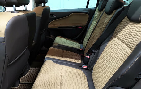 Opel Zafira C рестайлинг, 2014 год, 1 190 000 рублей, 15 фотография