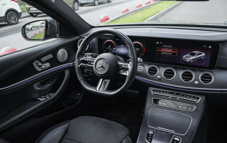 Mercedes-Benz E-Класс, 2022 год, 5 150 000 рублей, 12 фотография