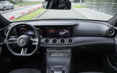 Mercedes-Benz E-Класс, 2022 год, 5 150 000 рублей, 13 фотография