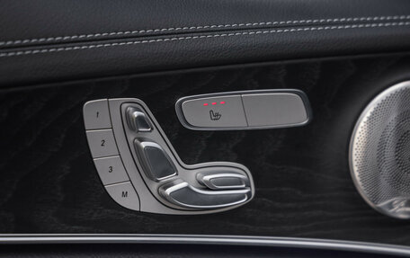 Mercedes-Benz E-Класс, 2022 год, 5 150 000 рублей, 29 фотография