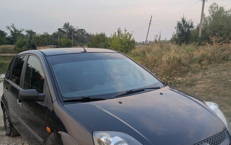 Ford Fiesta, 2008 год, 380 000 рублей, 2 фотография