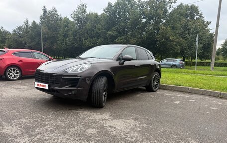 Porsche Macan I рестайлинг, 2015 год, 2 500 000 рублей, 2 фотография