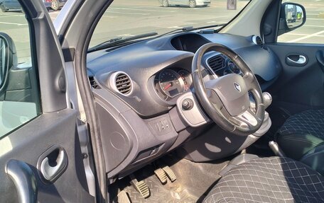 Renault Kangoo II рестайлинг, 2016 год, 1 440 000 рублей, 6 фотография