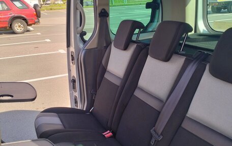 Renault Kangoo II рестайлинг, 2016 год, 1 440 000 рублей, 13 фотография
