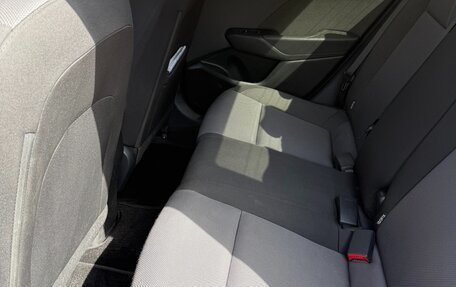 Hyundai Solaris II рестайлинг, 2019 год, 1 300 000 рублей, 13 фотография